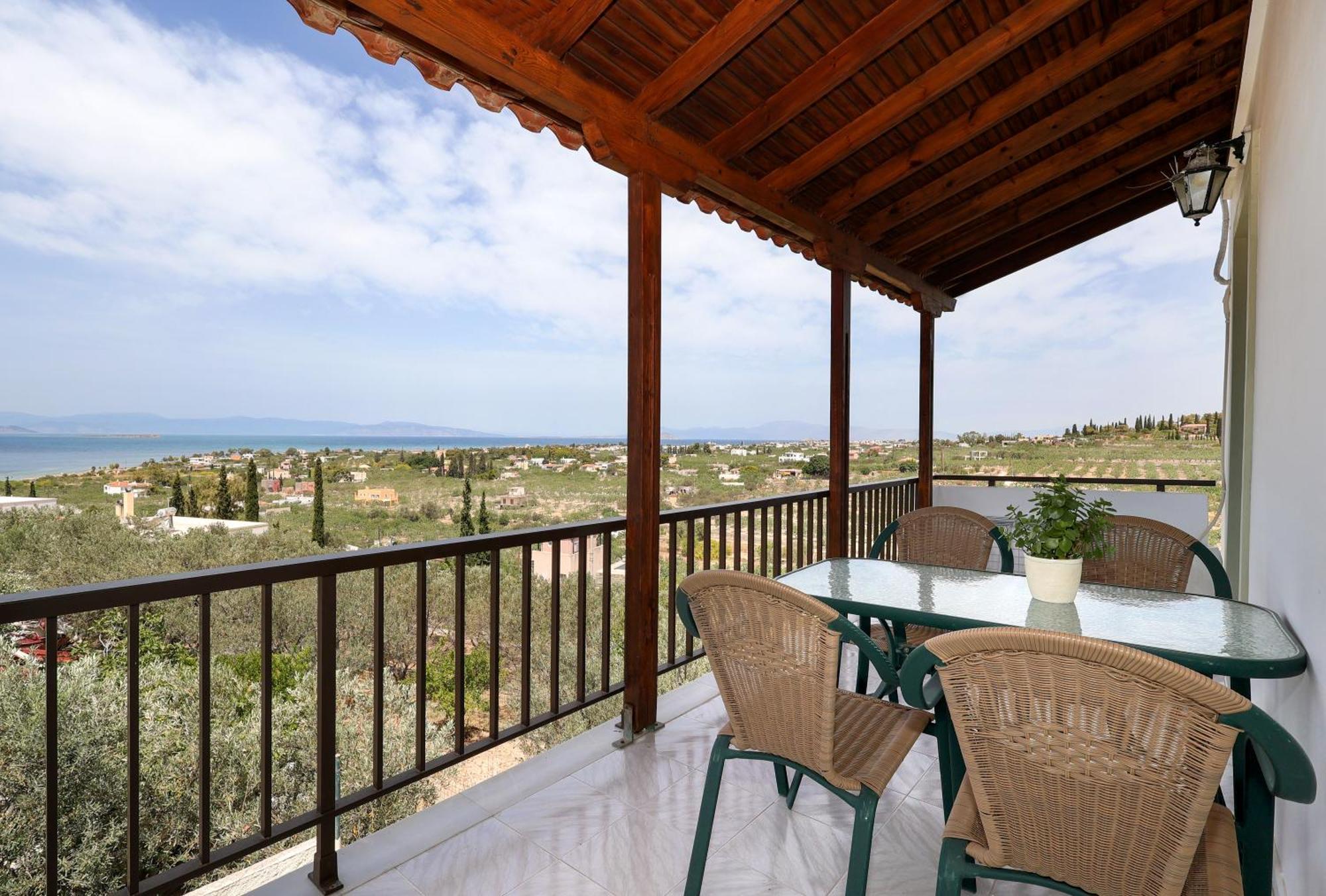 Katinaki'S View Apartment Tzikidhes Ngoại thất bức ảnh